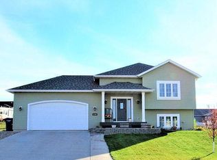 2100 3rd Ave NE, Beulah, ND 58523