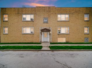 21 157th St, Calumet City, IL 60409