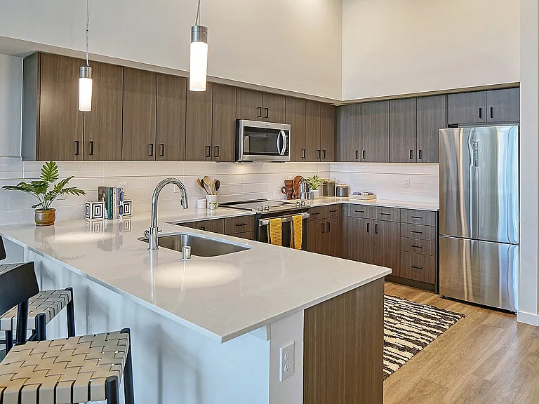 Terrace Station Apartments — Photo 2