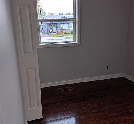 5th image of 8219 Sycamore Ave