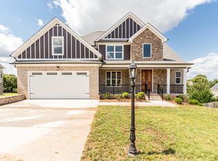 8770 McKenzie Farm Dr LOT 13, Ooltewah, TN 37363
