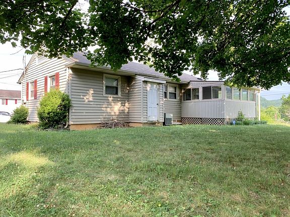 4th image of 104 Tanglewood Dr