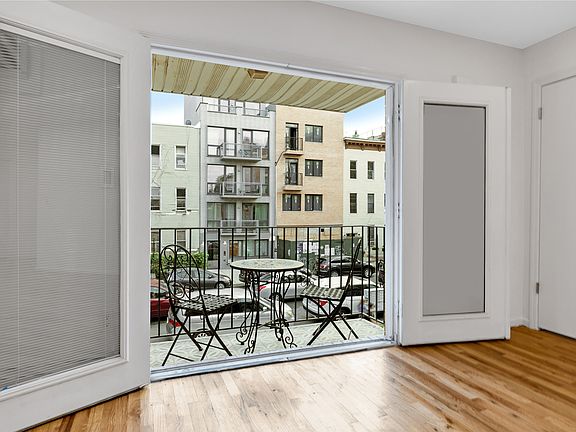2nd image of 723 Prospect Pl #2F
