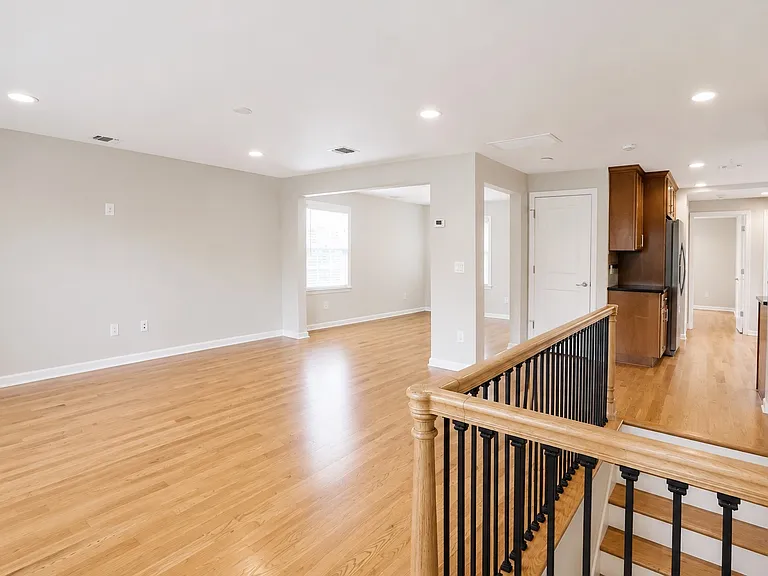 528 Cumberland St #B — Photo 6