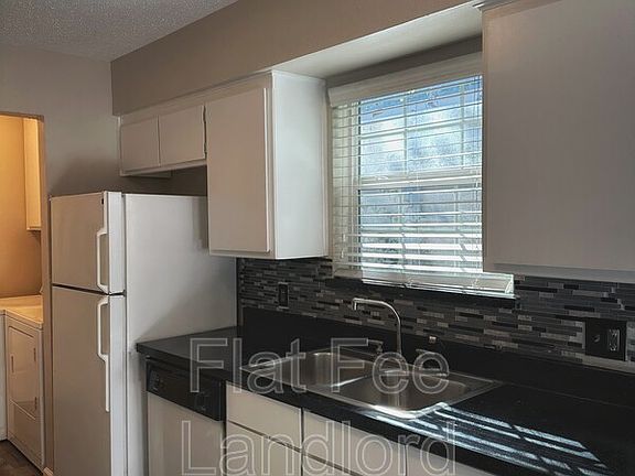 5th image of 5006 Geddes Ave