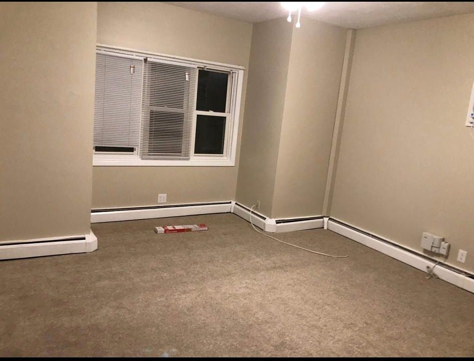 2nd image of 30 John St #1