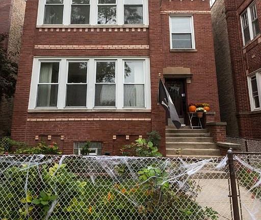 5th image of 4914 N Rockwell St #1726