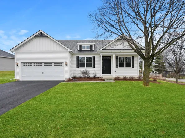 81 Cimarron Dr, Cary, IL 60013