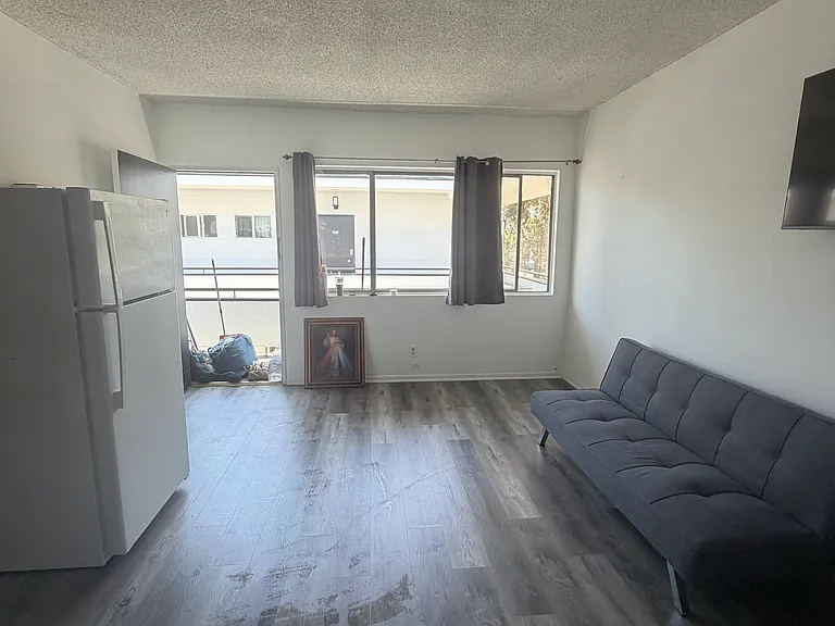 10944 Strathmore Dr #44 — Photo 6