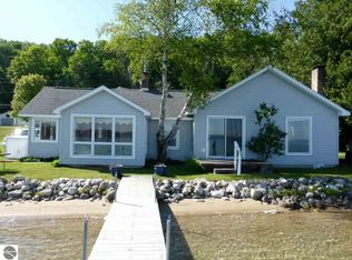 350 Lake St, Beulah, MI 49617