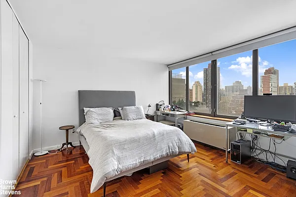 Rented by Brown Harris Stevens | media 2