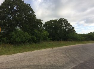 200 Rangeland Rd, Seguin, TX 78155