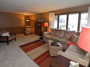 1851 Wand Ave NW, Elk River, MN 55330