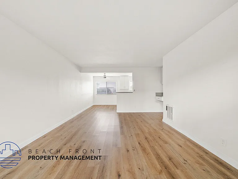 14119 Mulberry Dr. — Photo 23