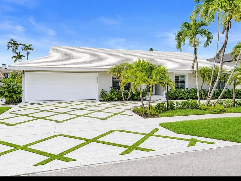 885 Nafa Dr — Photo 21