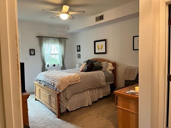 5th image of 7014 Ellingham Cir Unit B