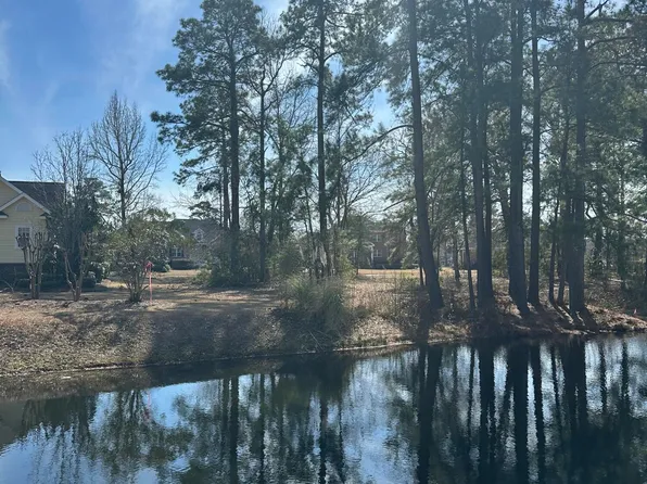 555 Blakely Court NW, Calabash, NC 28467