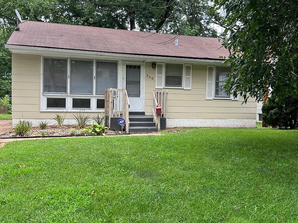 1st image of 240 Du Bourg Ln
