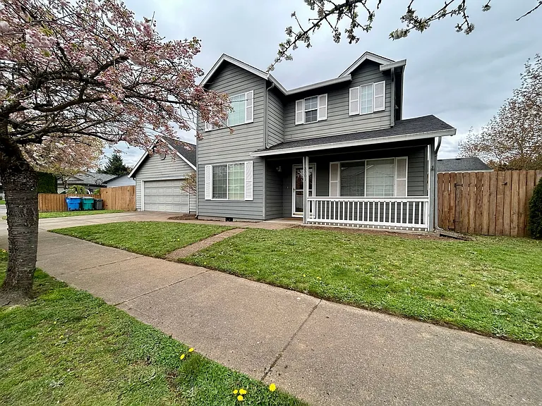 3001 NE 160th Ct — Photo 2