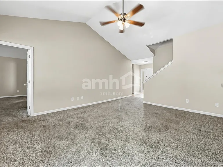 9029 Robins Nest Way — Photo 6