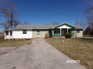 11579 Highway 32, Roby, MO 65557