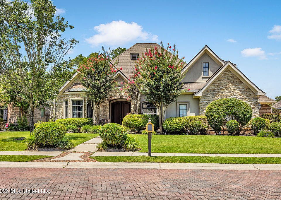 1st image of 315 Goose Pointe Blvd