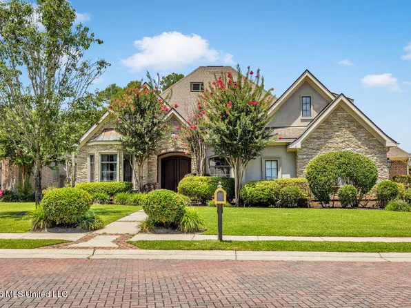 315 Goose Pointe Blvd, Biloxi, MS 39531