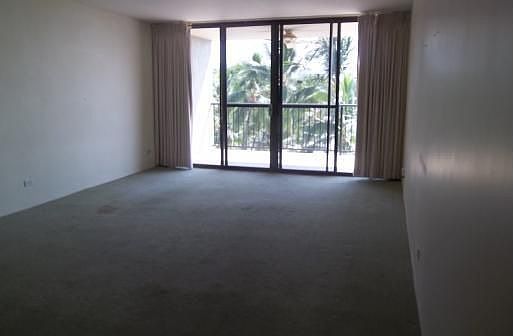 3rd image of 75-6106 Alii Dr #421
