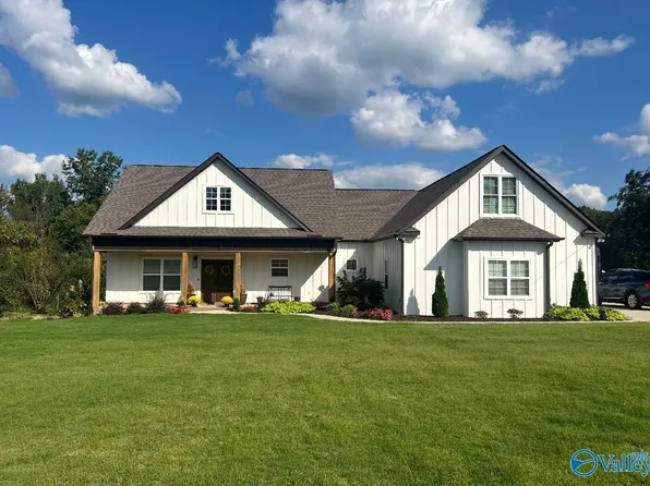 1904 Peach Orchard Rd NW, Hartselle, AL 35640