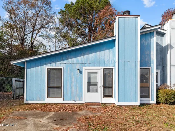 208 Tamarack Court, Jacksonville, NC 28546