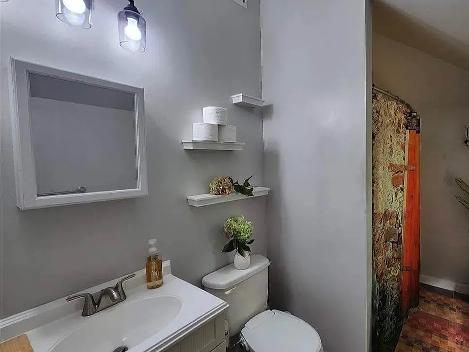 73 5th Ave #1