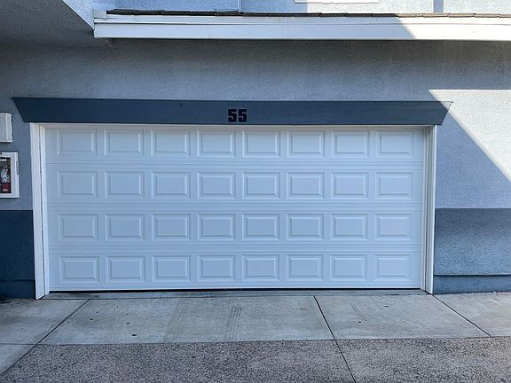 2nd image of 55 Breakers Ln