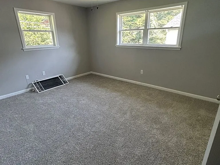 711 Melody Ln #B8 — Photo 7
