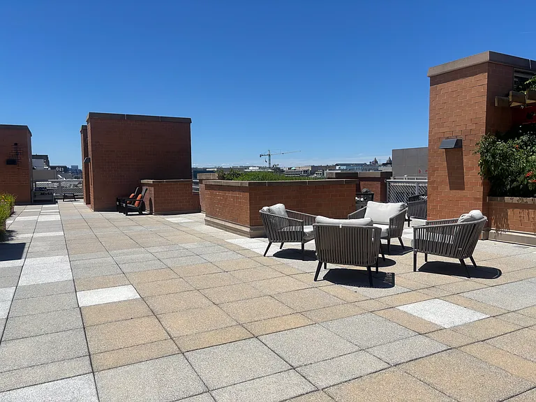 616 E St NW #605 — Photo 15