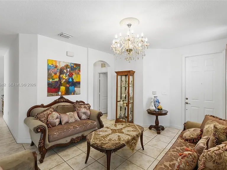 8741 NW 110th Ave — Photo 8