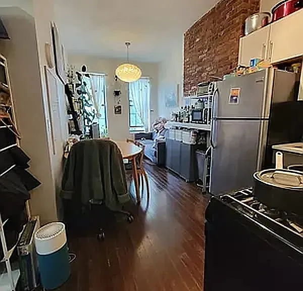 432 Evergreen Ave #3B — Photo 1