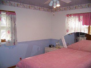 5th image of 1012 Harmony Dr
