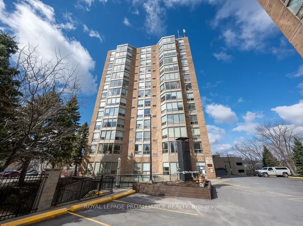 344 Front St #806, Belleville, ON K8N 5M4