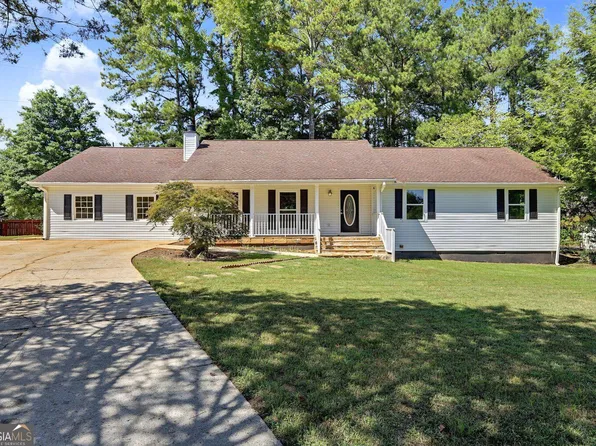 1855 Quail Wood Dr, Stone Mountain, GA 30088