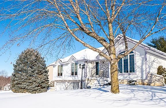 3rd image of 4510 N Heatherwood Dr