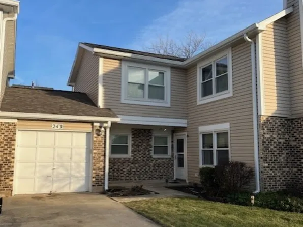 243 Amberwood Ct, Bloomingdale, IL 60108