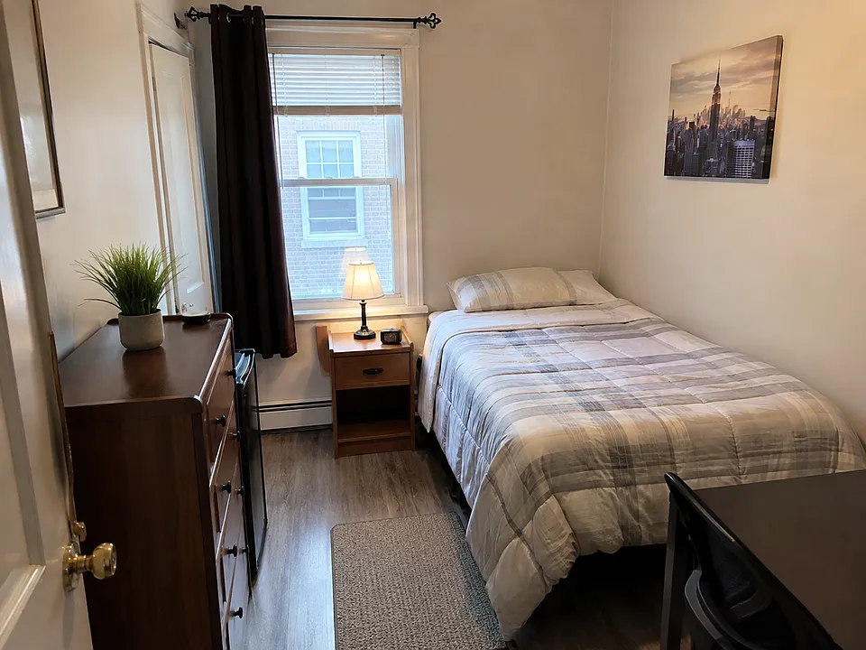1403 Joseph St #3