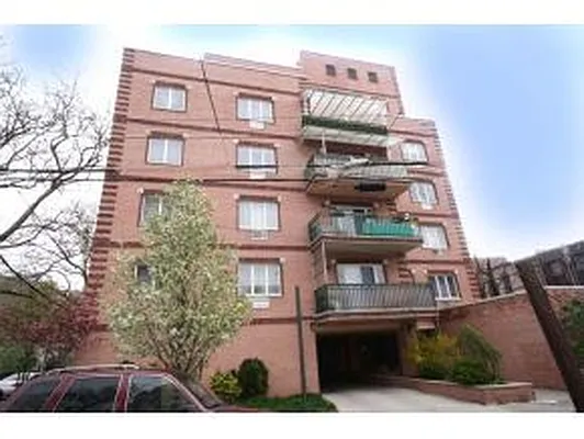 Sold by Mill Realty Group Inc. | media 1