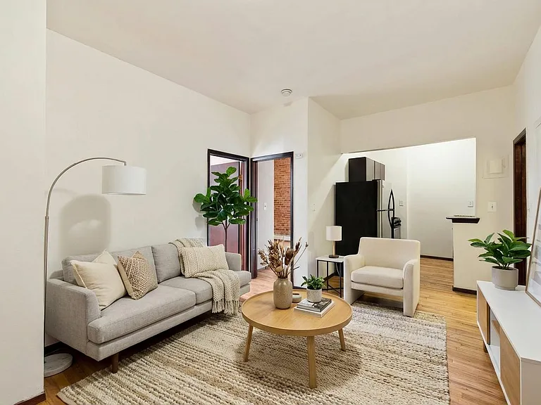 963 Columbus Ave #2A — Photo 4
