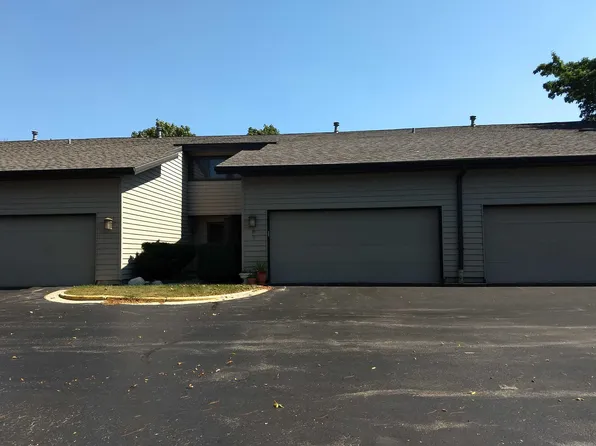 9179 N 70th St #4, Milwaukee, WI 53223