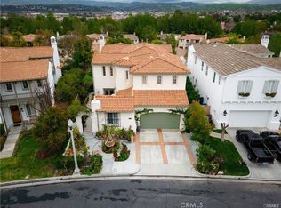 26808 Fairlain Dr, Valencia, CA 91355