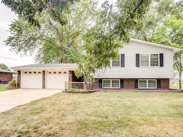 260 W Jefferson St, Hecker, IL 62248