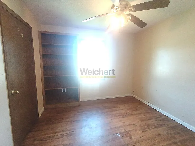 4900 Stidham Ln — Photo 4