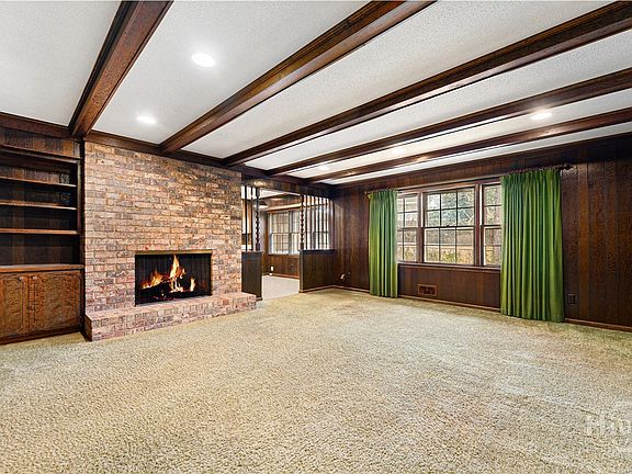 3rd image of 280 Lullwater Road