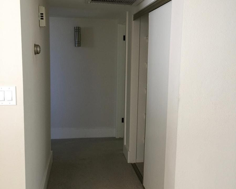 Hallway to bedrooms